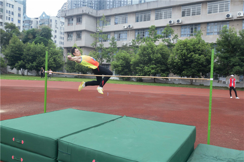 1539760480685092205.jpg 球客岛超级联赛