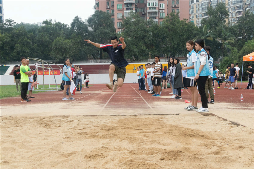 1539760412334080569.jpg 球客岛APP下载